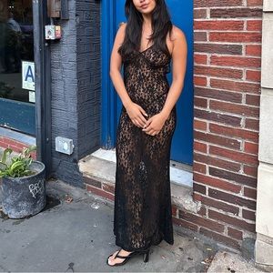 I AM GIA LACE DRESS - CRUZI MAX DRESS